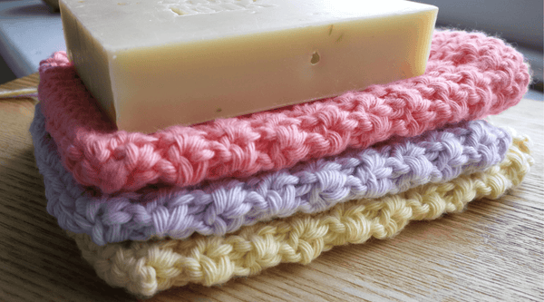 http://soapfolk.com/cdn/shop/articles/Different_colours_of_soap_savers_683f57de-44df-4d99-9842-c13fc28e4947_600x.png?v=1623793073